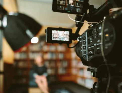 Formation Réalisateur Monteur à Nantes : lance ta carrière dans l’audiovisuel avec ACFA