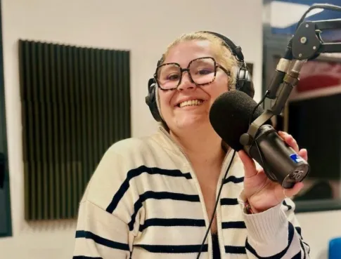 Comment devenir animateur radio ? Le guide complet pour se lancer