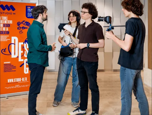École audiovisuel à Paris : comment trouver une alternance sans perdre ta motivation