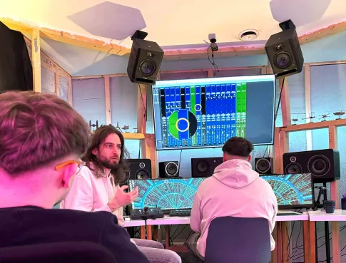 Du studio &agrave; la sc&egrave;ne 