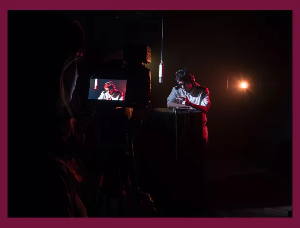 Chargé-de-postproduction-acfa-lyon