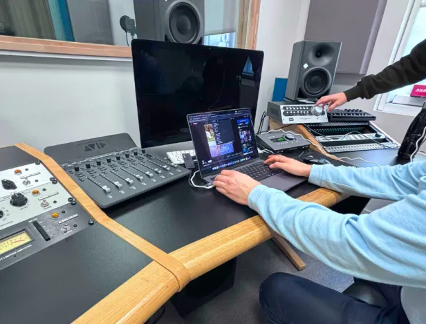 vignette-bachelor-sound-designer-paris