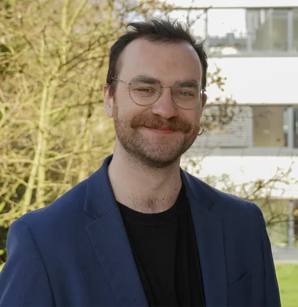 simon-delval-interview-son